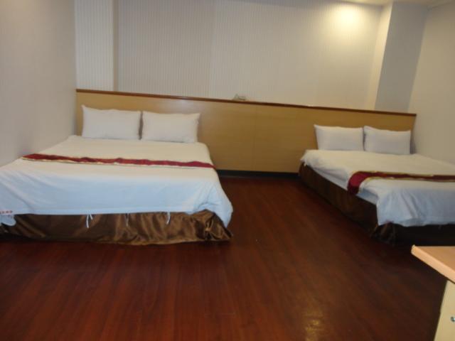 Yi Pin Yuan Hotel Tainan Esterno foto