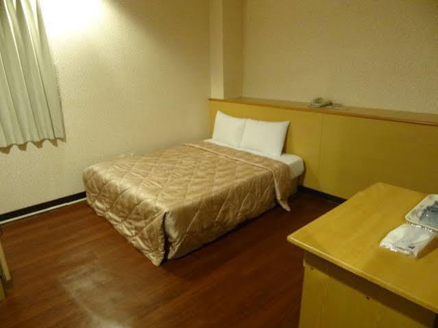 Yi Pin Yuan Hotel Tainan Esterno foto